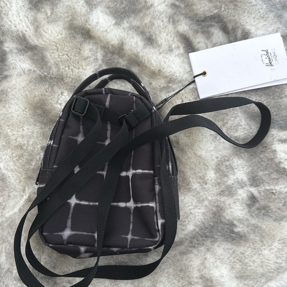 COPY - Hershel mini backpack bag - Picture 2 of 3